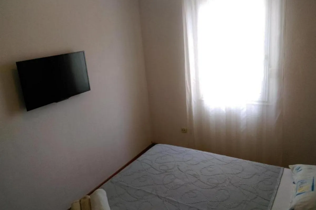 Apartments With A Parking Space Kastel Kambelovac, Kastela - 20998