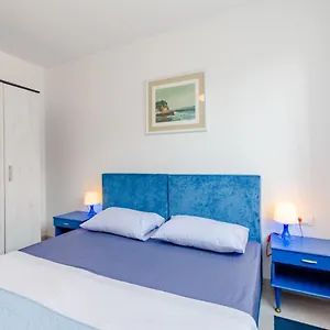 Karlo Appartement