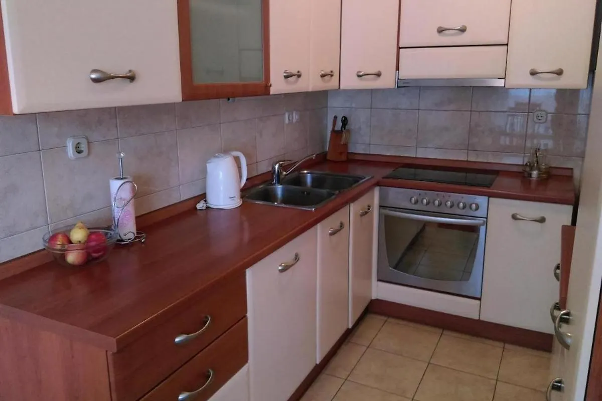 Apartments With A Parking Space Kastel Kambelovac, Kastela - 20998